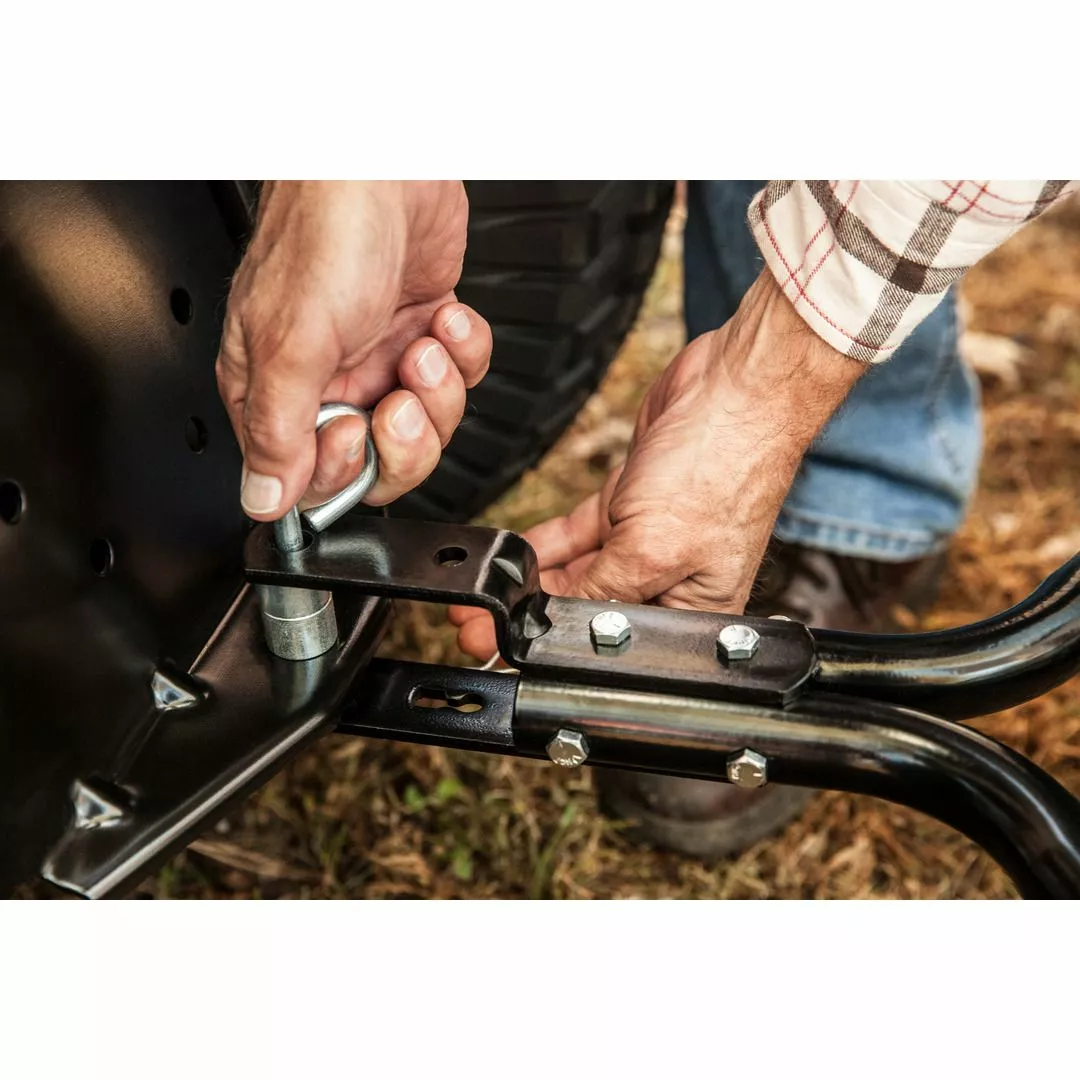 Agri-Fab 52 IN Lawn Sweeper, 45-0546 6 Agri-Fab 52 IN Lawn Sweeper, 45-0546 - Image 4